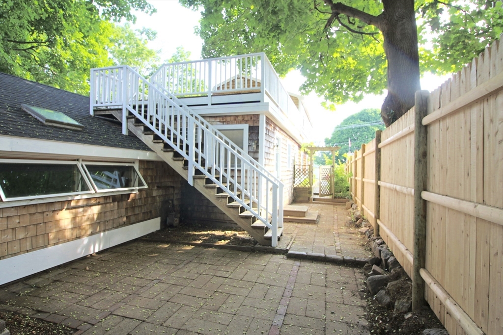 17 Bayview Road Marblehead, MA 01945 - Photo 31 of 42