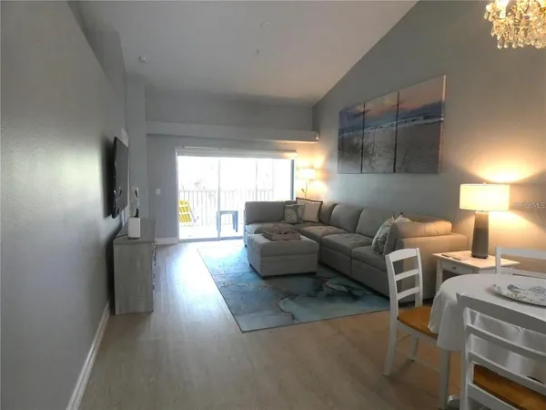 $5,000 | 4640 Tower Hill Lane, Unit 2325, Sarasota, FL 34238