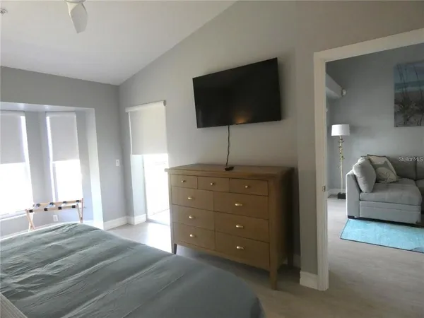 $5,000 | 4640 Tower Hill Lane, Unit 2325, Sarasota, FL 34238