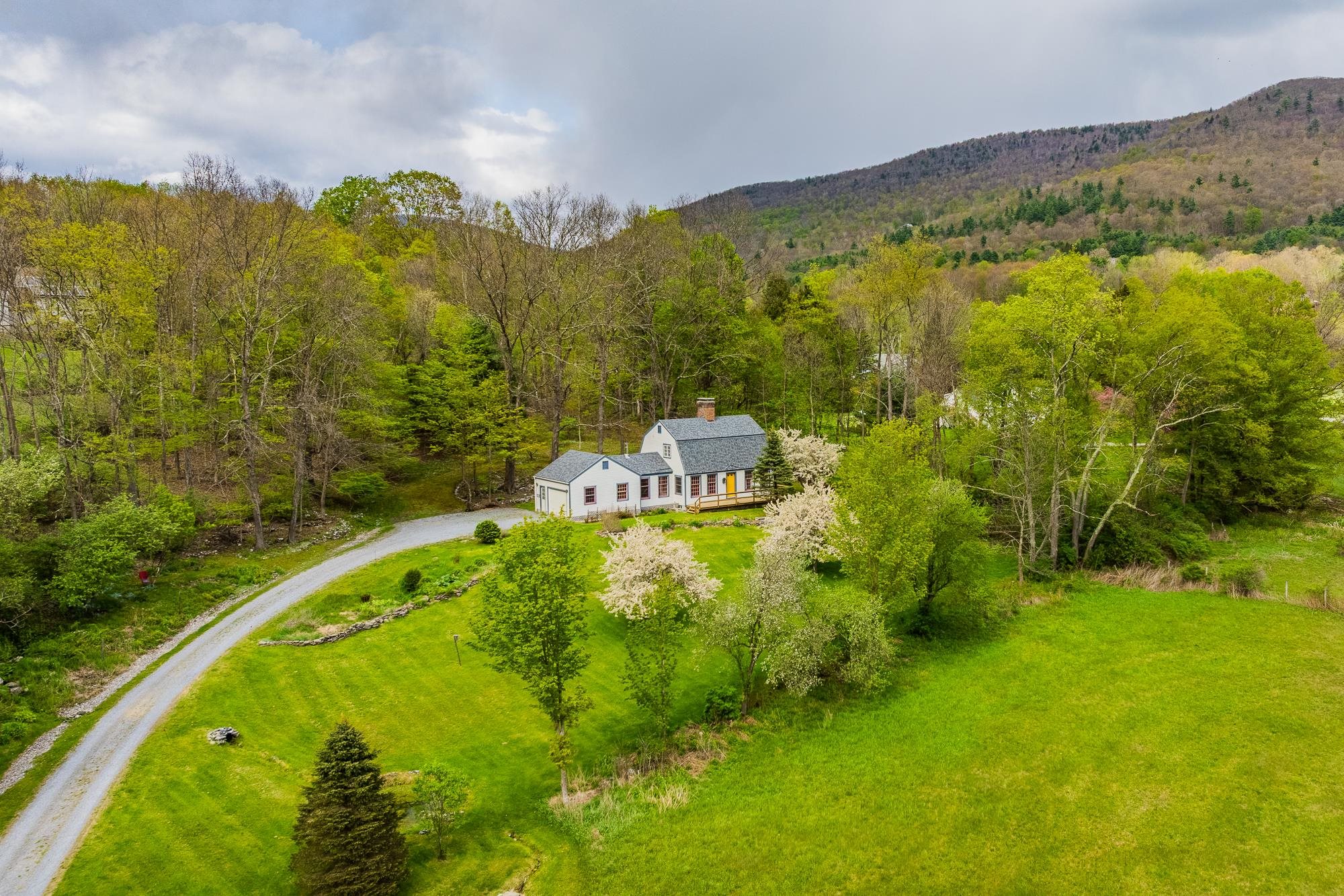136 Fox Run Road Arlington, VT 05250 - Photo 12 of 58