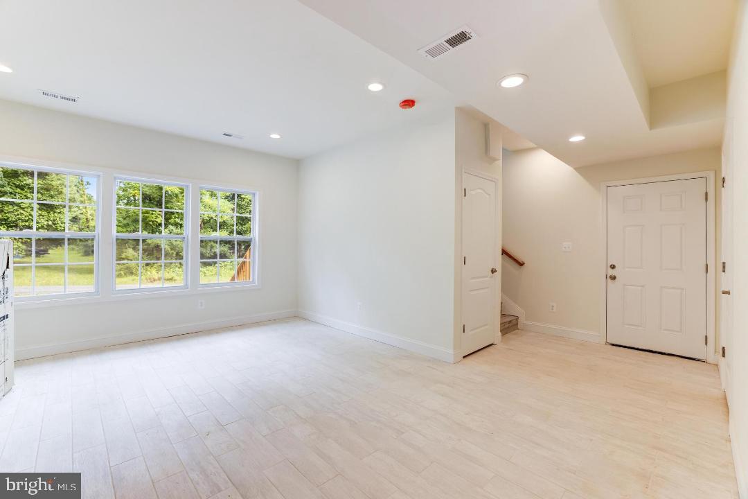 112 Cheyenne Winchester, VA 22602 - Photo 4 of 11
