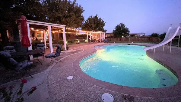 a view of outdoor space yard and patio