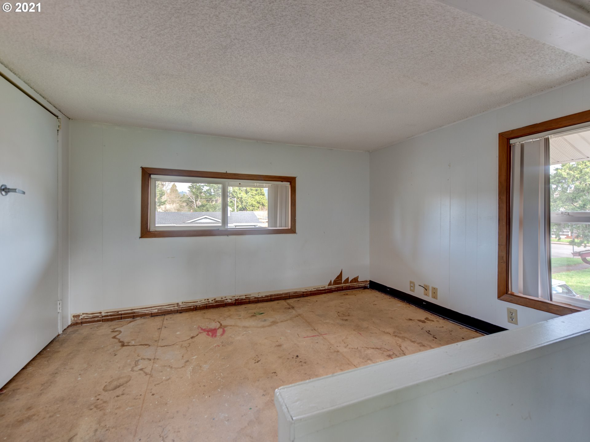 5983 F Street Springfield, OR 97478 - Photo 14 of 17