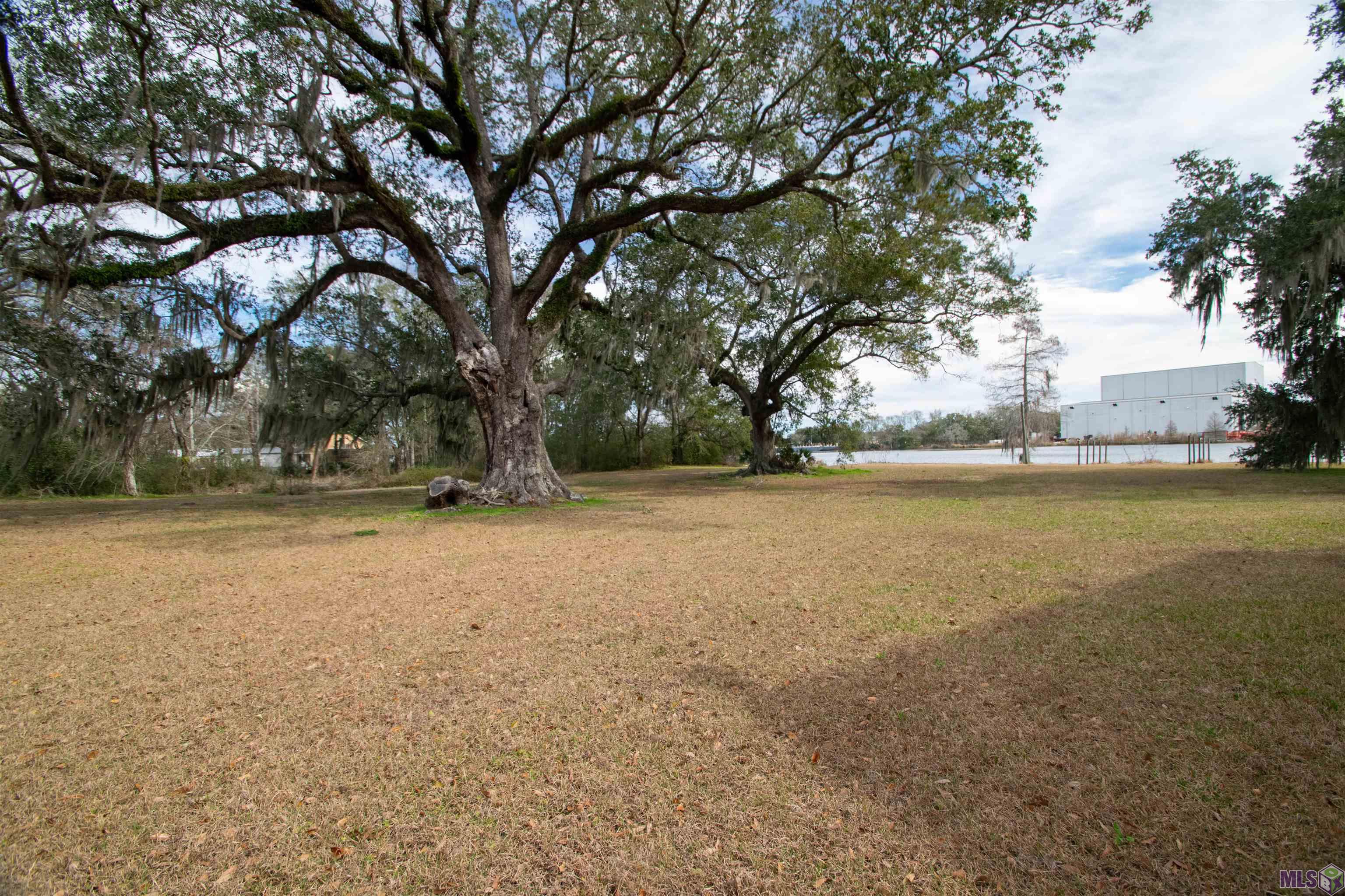1086-9a-2 Victoria Riverside Road Patterson, LA 70392 - Photo 8 of 10 Gallery Image 8