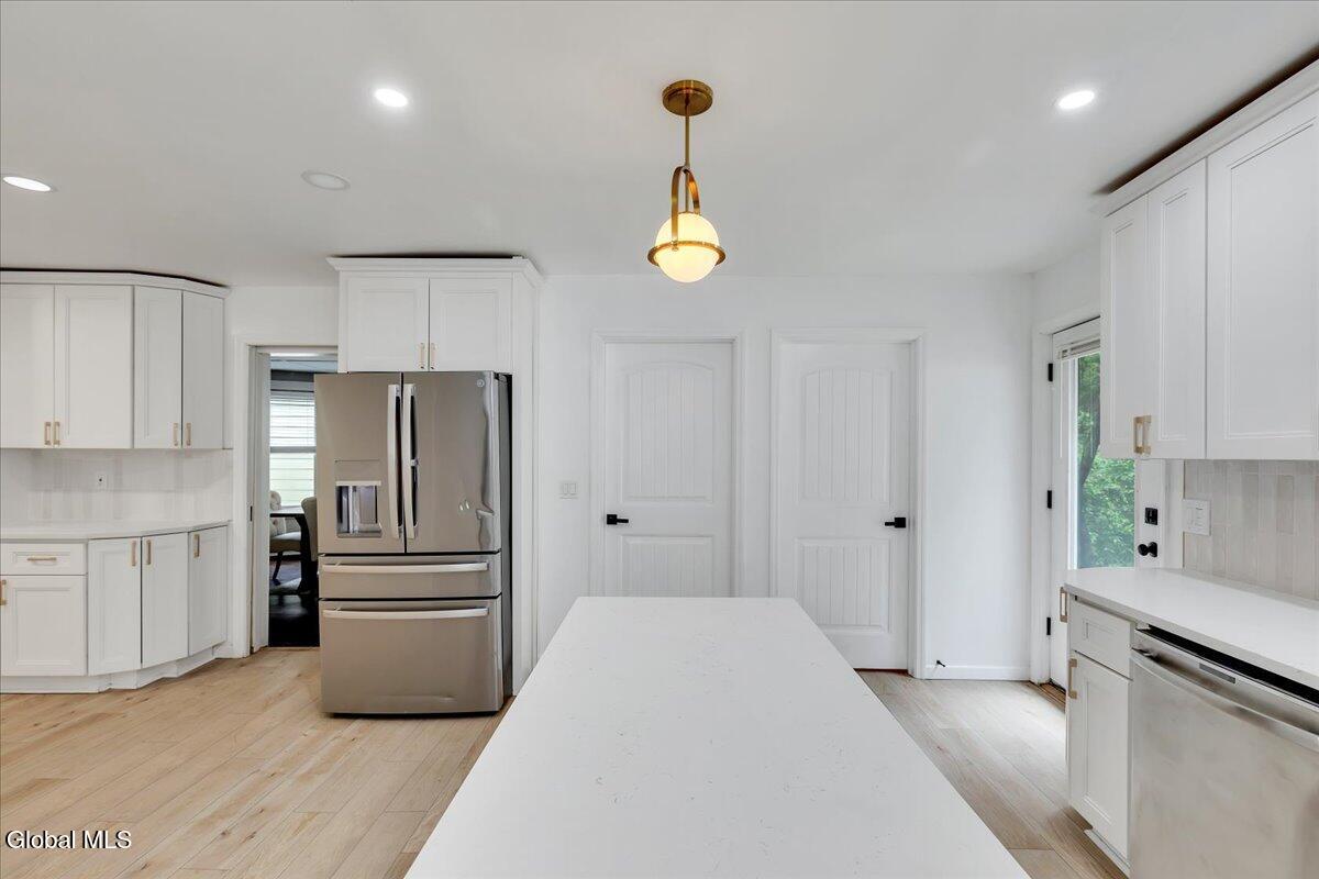 2115 Colgate Place Schenectady, NY 12304 - Photo 7 of 43 Kitchen