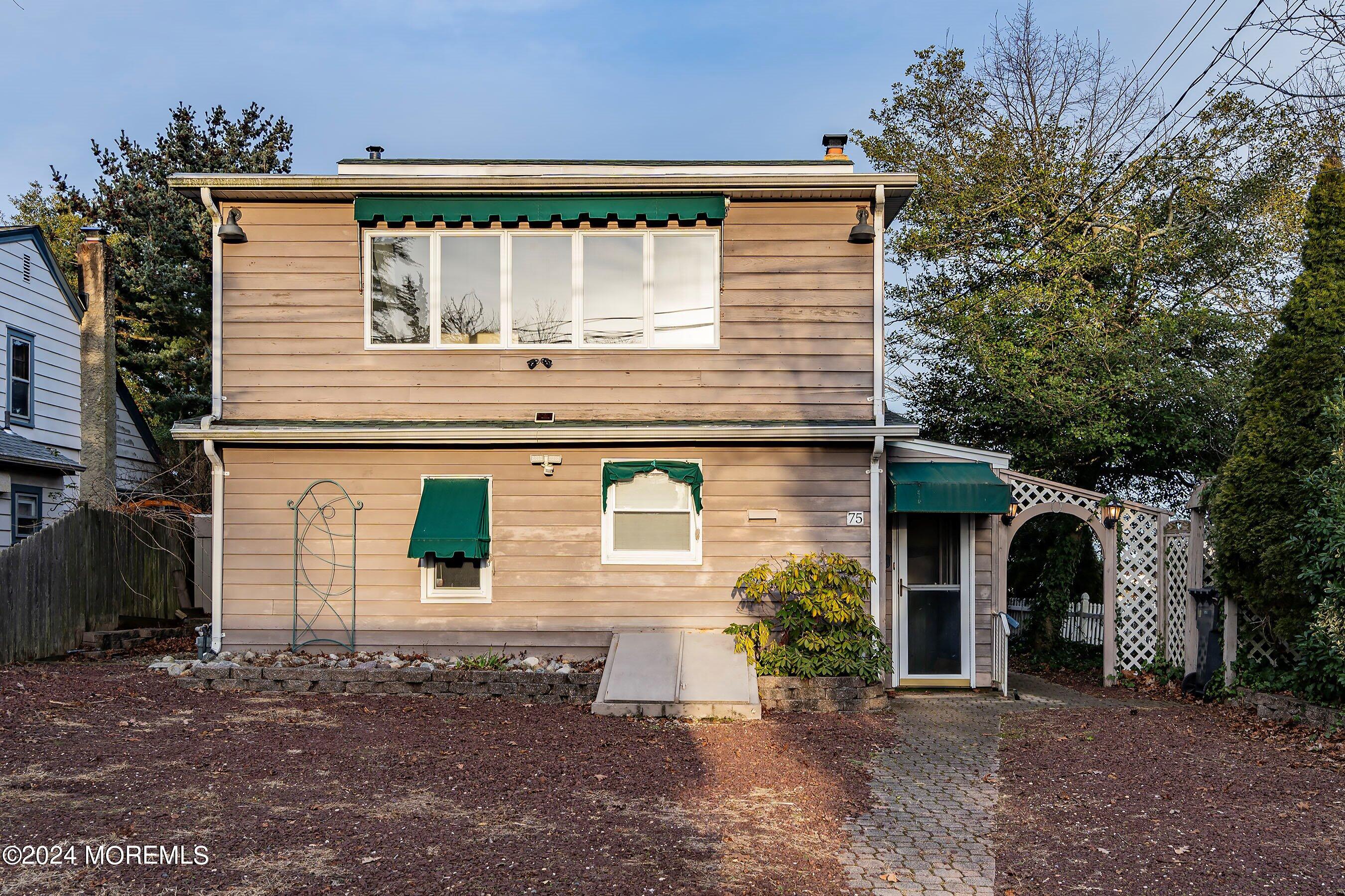 75 Edwards Road Brick, NJ 08723 - Photo 6 of 26 06-Front 2