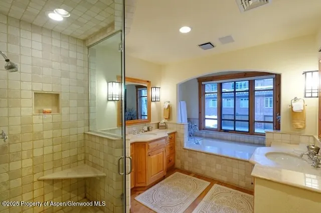 $75,000 | 835 East Cooper Avenue, Unit 4, Aspen, CO 81611