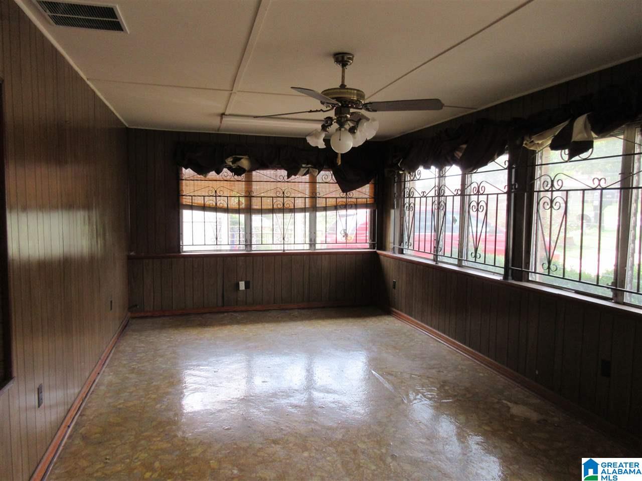 301 Gloria Road Southwest Birmingham, AL 35211 - Photo 5 of 8