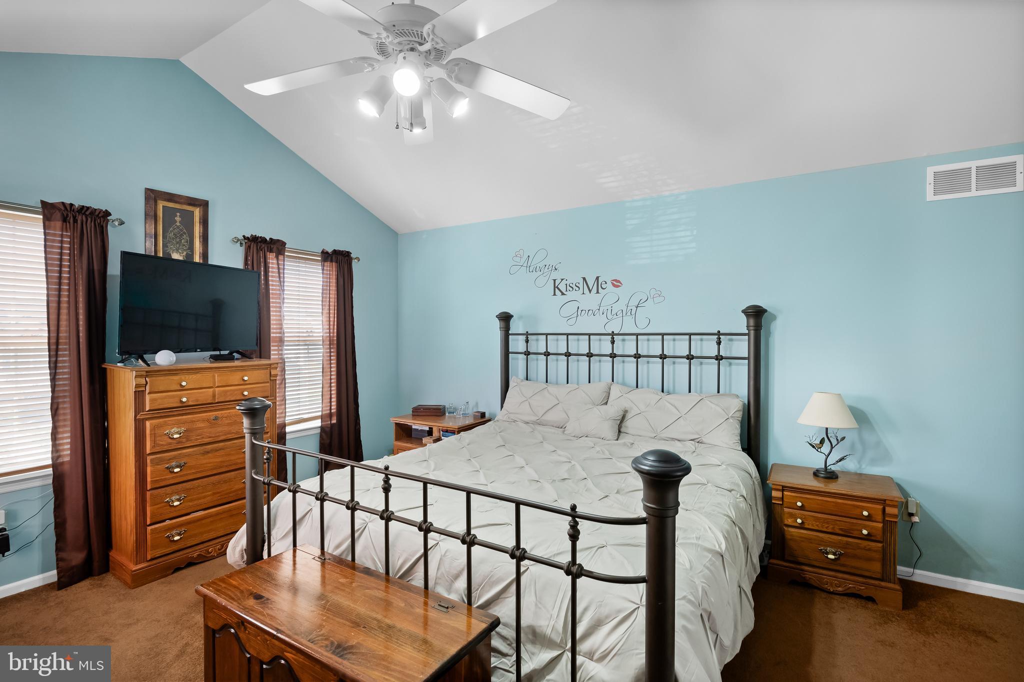 21 Teaberry Lane Delran, NJ 08075 - Photo 21 of 40 Primary Suite