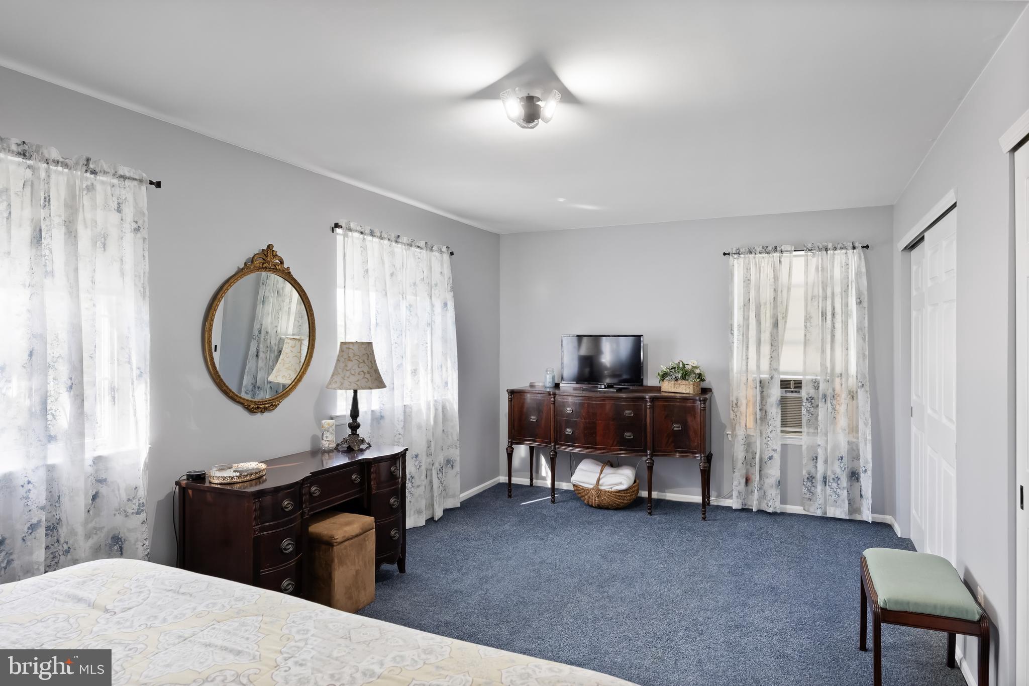 21 Teaberry Lane Delran, NJ 08075 - Photo 26 of 40 Bedroom 3