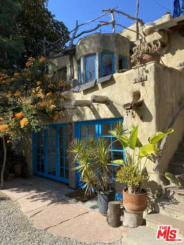 $6,990 | 1403 Avon Park Terrace, Los Angeles, CA 90026