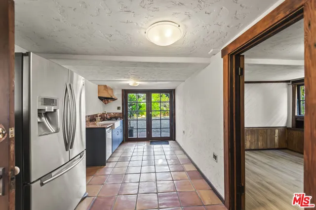 $6,990 | 1403 Avon Park Terrace, Los Angeles, CA 90026