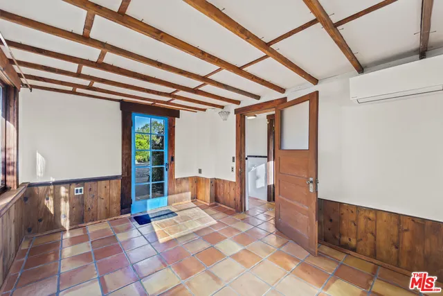 $6,990 | 1403 Avon Park Terrace, Los Angeles, CA 90026