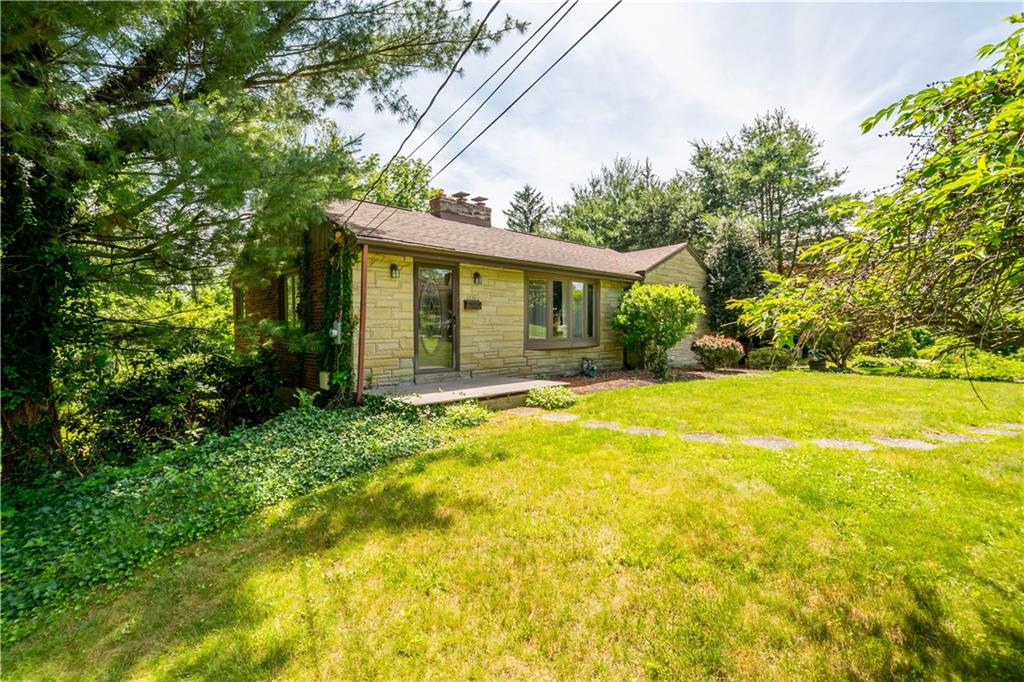 3229 Arapahoe Road Pittsburgh, PA 15241 - Photo 3 of 32