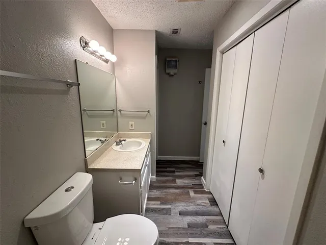 $750 | 9696 Walnut Street, Unit 2016, Dallas, TX 75243