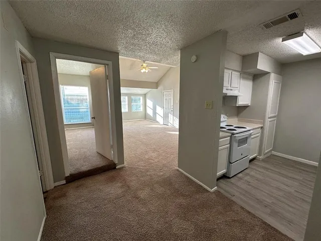 $750 | 9696 Walnut Street, Unit 2016, Dallas, TX 75243