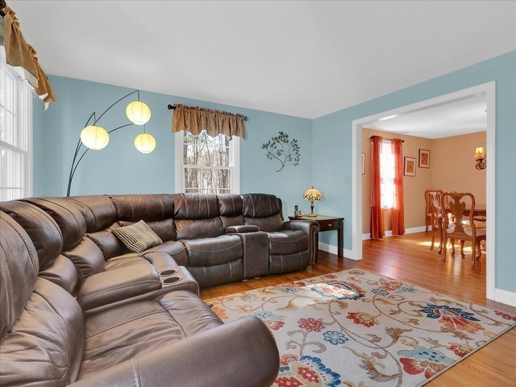 34 West Shore Road Merrimac, MA 01860 - Photo 8 of 23 Gallery Image 8