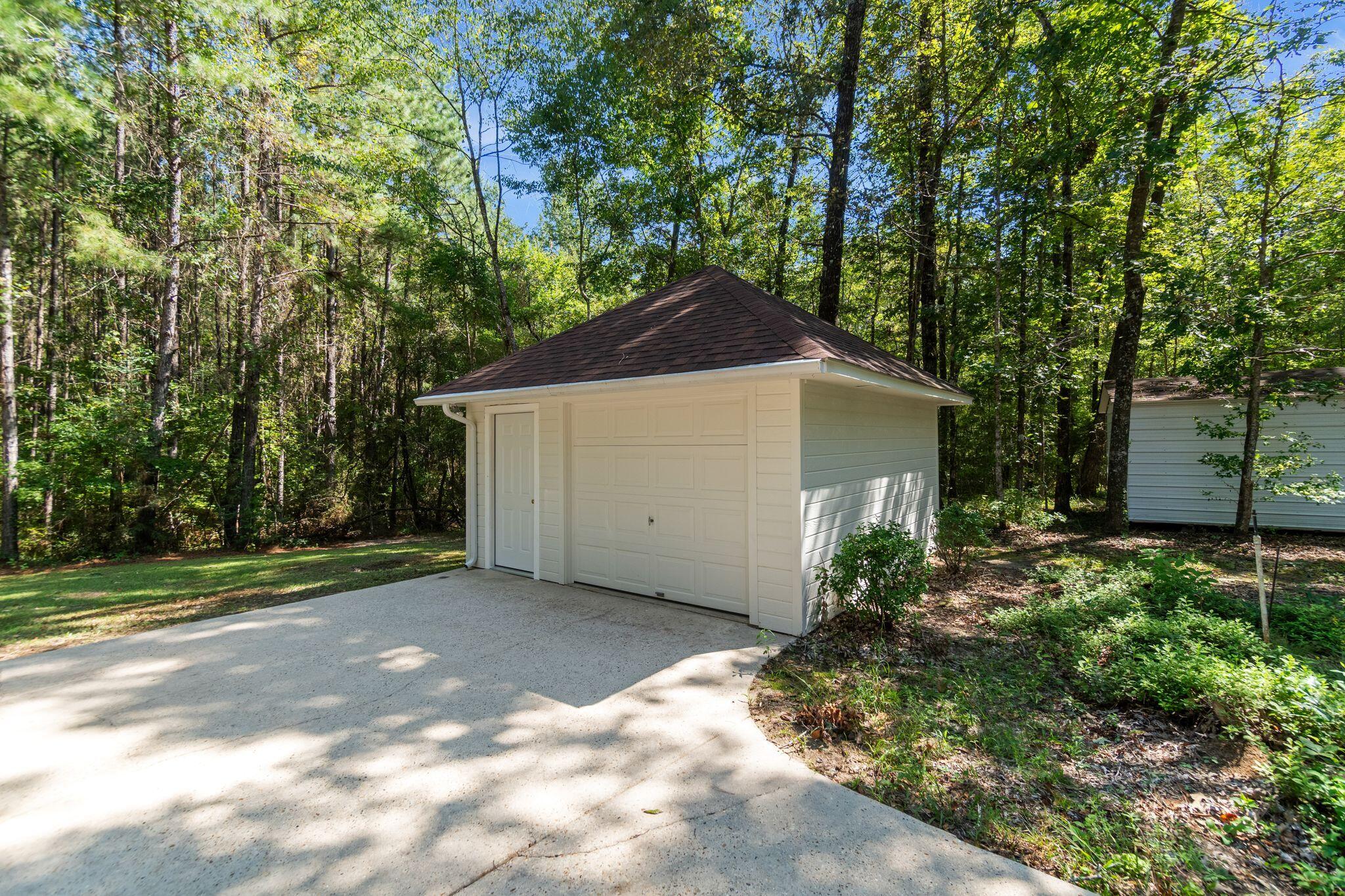 473 Old Okahola Road Purvis, MS 39475 - Photo 4 of 48 Gallery Image 4