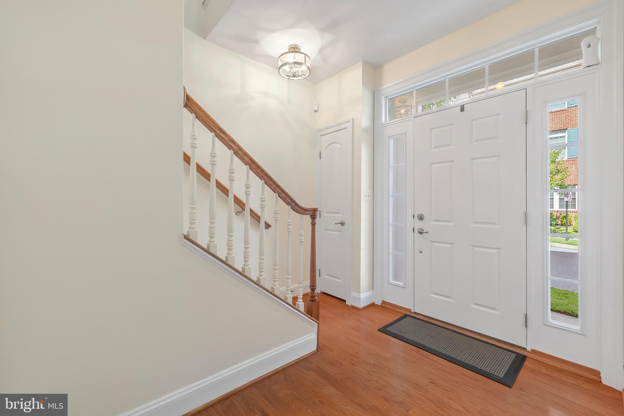 7582 Morris Street Fulton, MD 20723 - Photo 3 of 35 Foyer