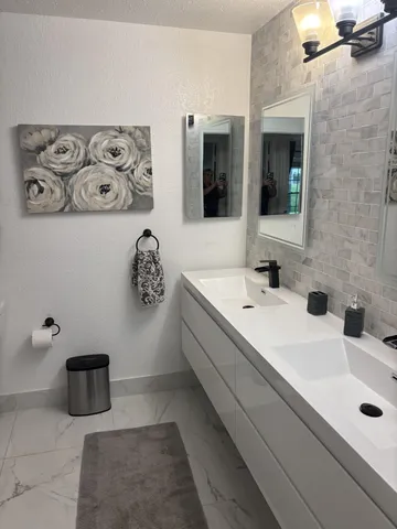 $3,895 | 5048 Heatherhill Lane, Unit 2, Boca Raton, FL 33486