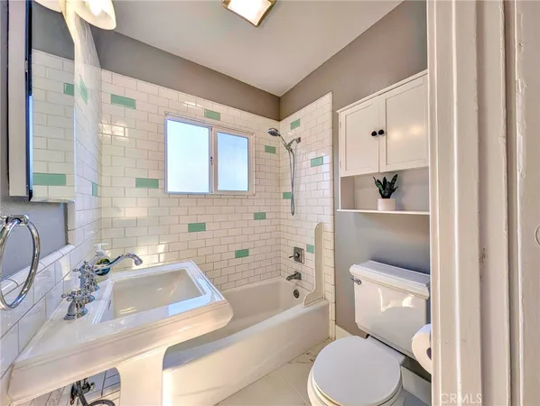 $2,450 | 2731 North Pershing Avenue, San Bernardino, CA 92405