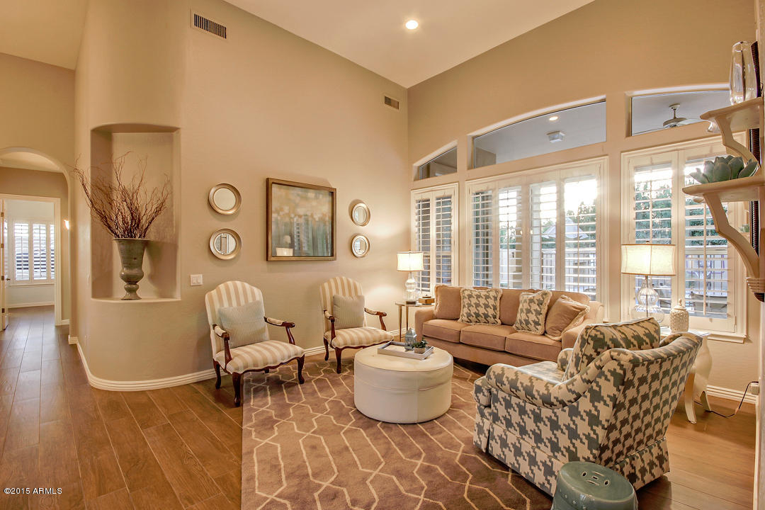 1101 East Warner Road, Unit 138 Tempe, AZ 85284 - Photo 9 of 57 Living Room with Lots of Windows!