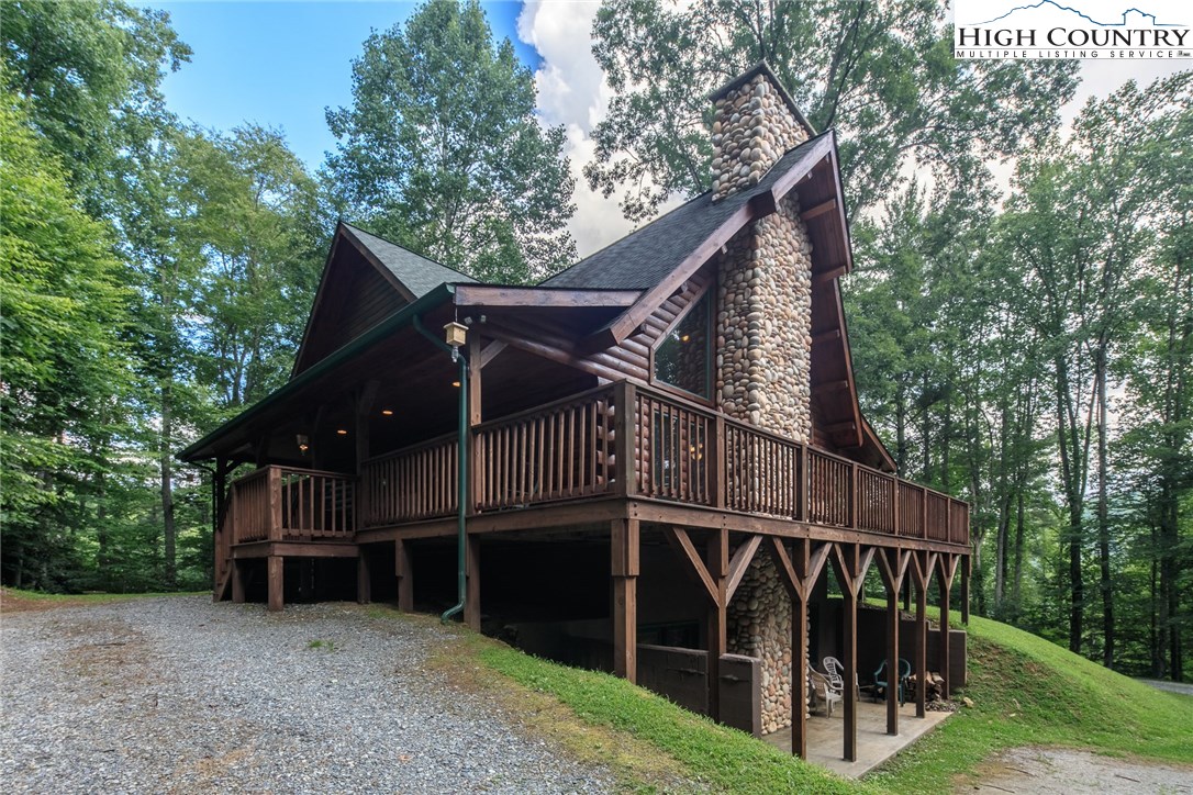 378 Bluestone Wild Road Banner Elk, NC 28604 - Photo 1 of 42 Gallery Image 1