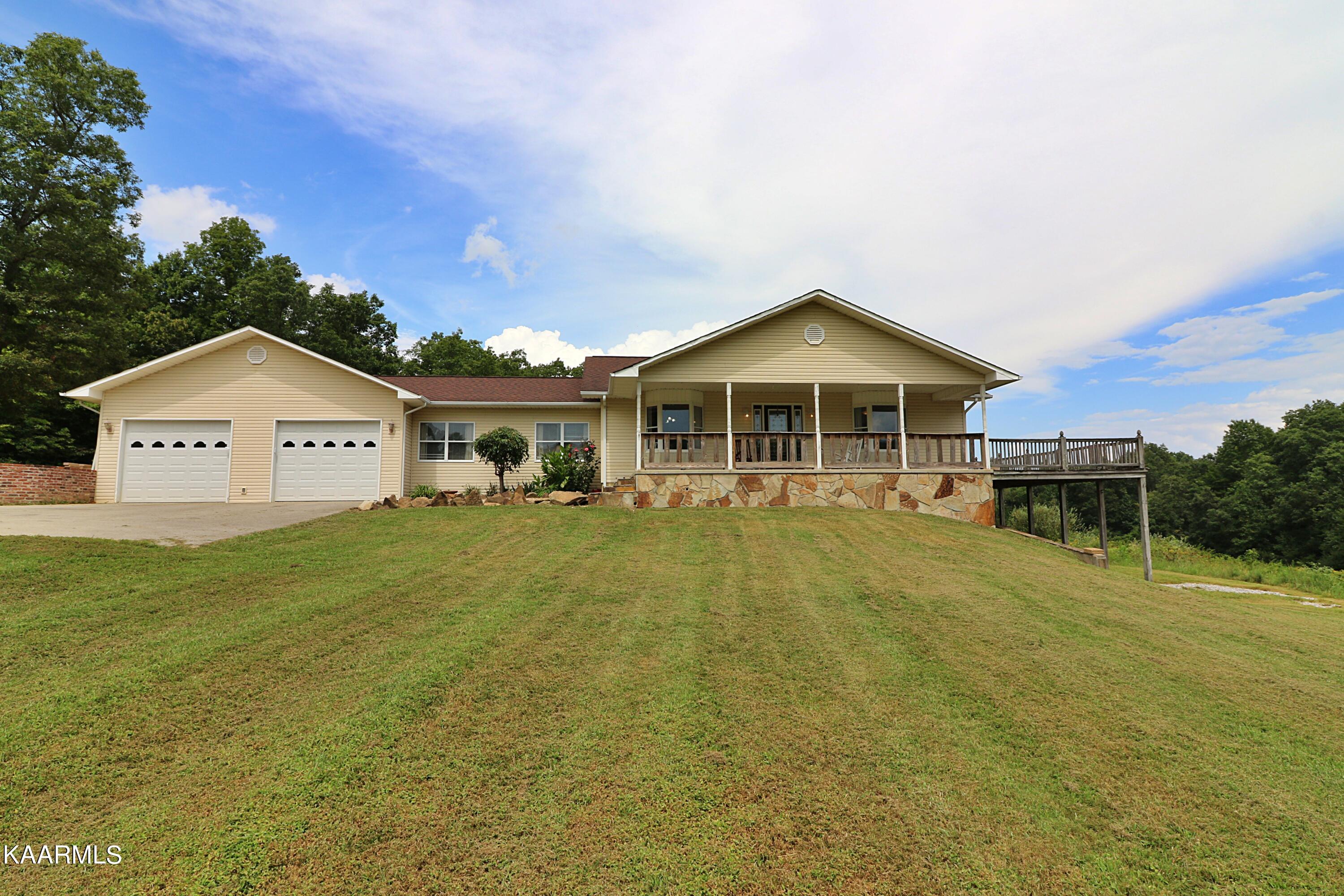 1767 Helenwood Loop Road Helenwood, TN 37755 - Photo 1 of 53 094A0561
