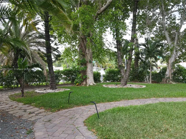 $4,500 | 15 Northeast 95th Street, Miami Shores, FL 33138
