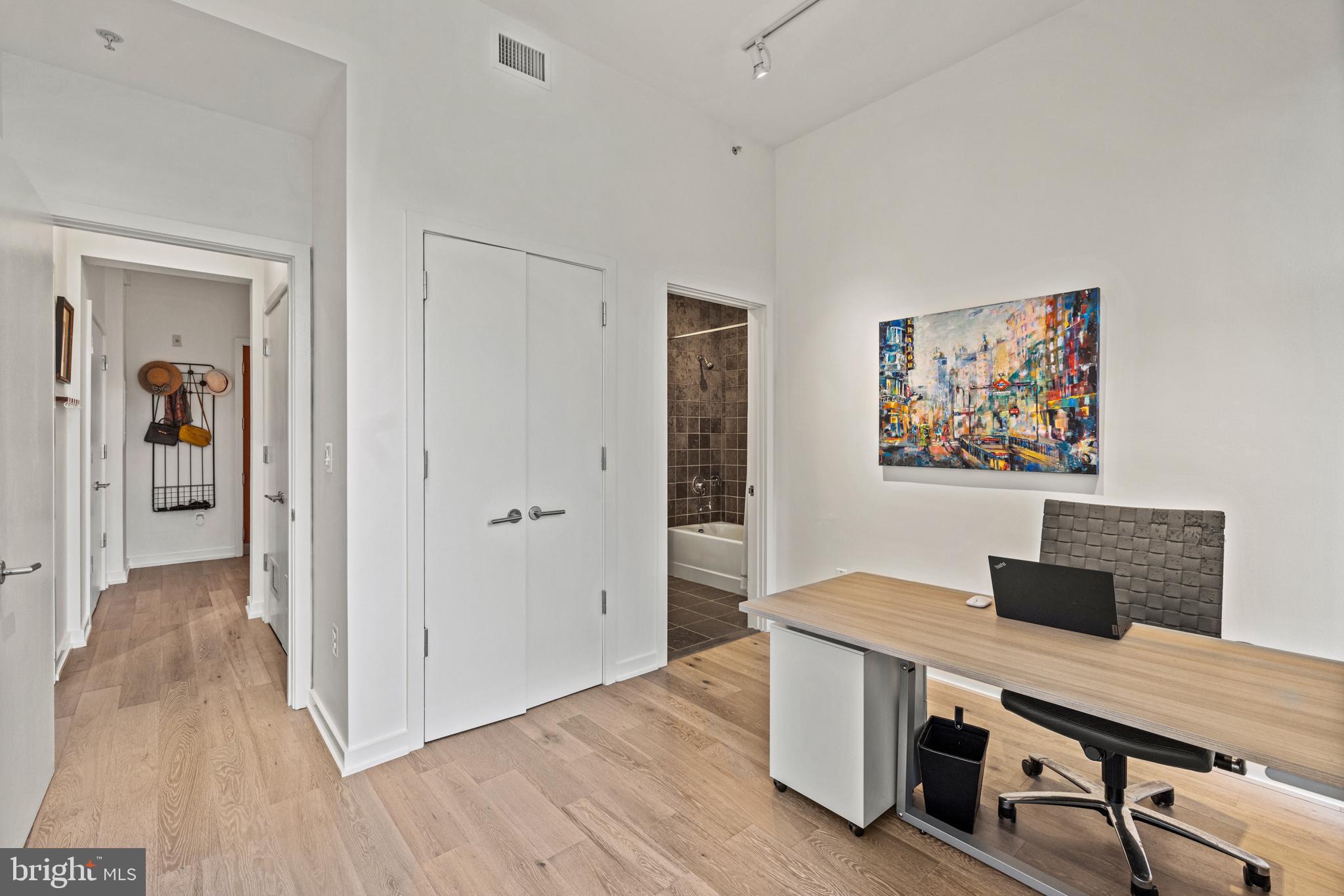 1413 P Street Northwest, Unit 402 Washington, DC 20005 - Photo 22 of 34