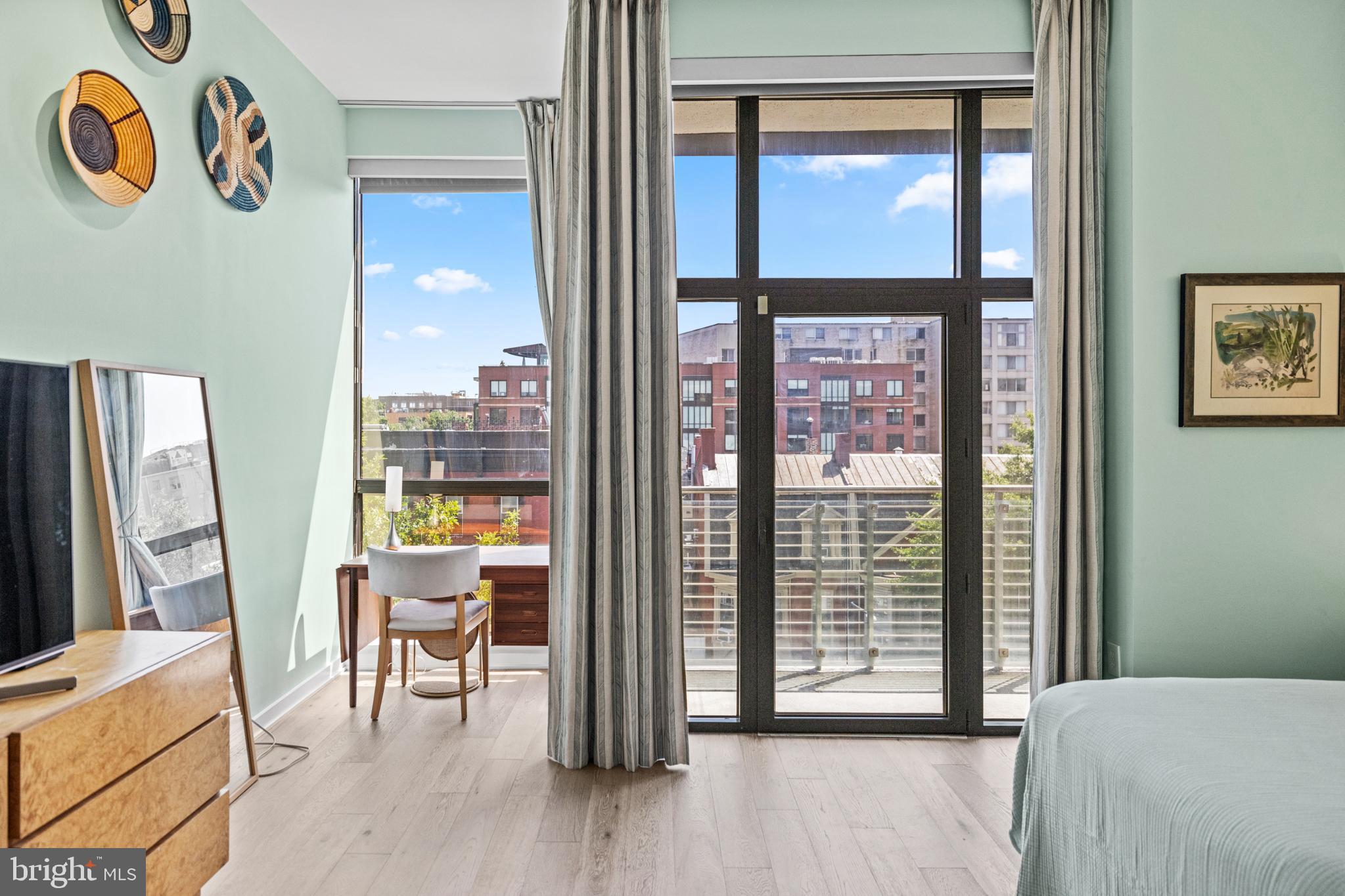 1413 P Street Northwest, Unit 402 Washington, DC 20005 - Photo 27 of 34