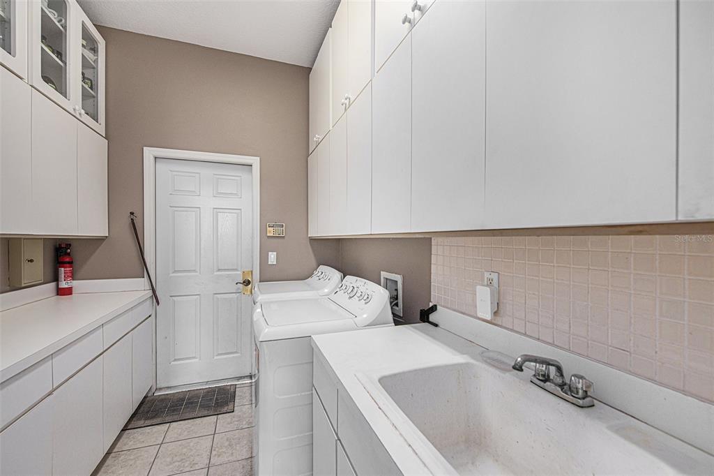 331 Lewis Road Lithia, FL 33547 - Photo 28 of 87 Gallery Image 28