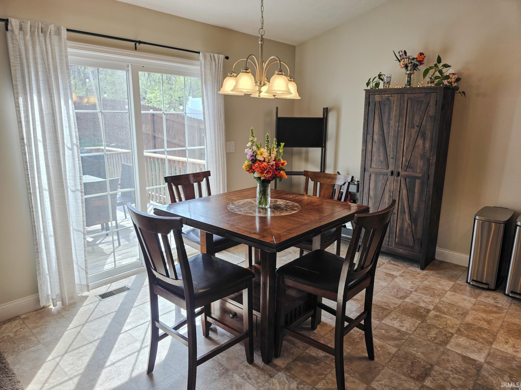 1263 West Countryside Lane Bloomington, IN 47403 - Photo 11 of 27