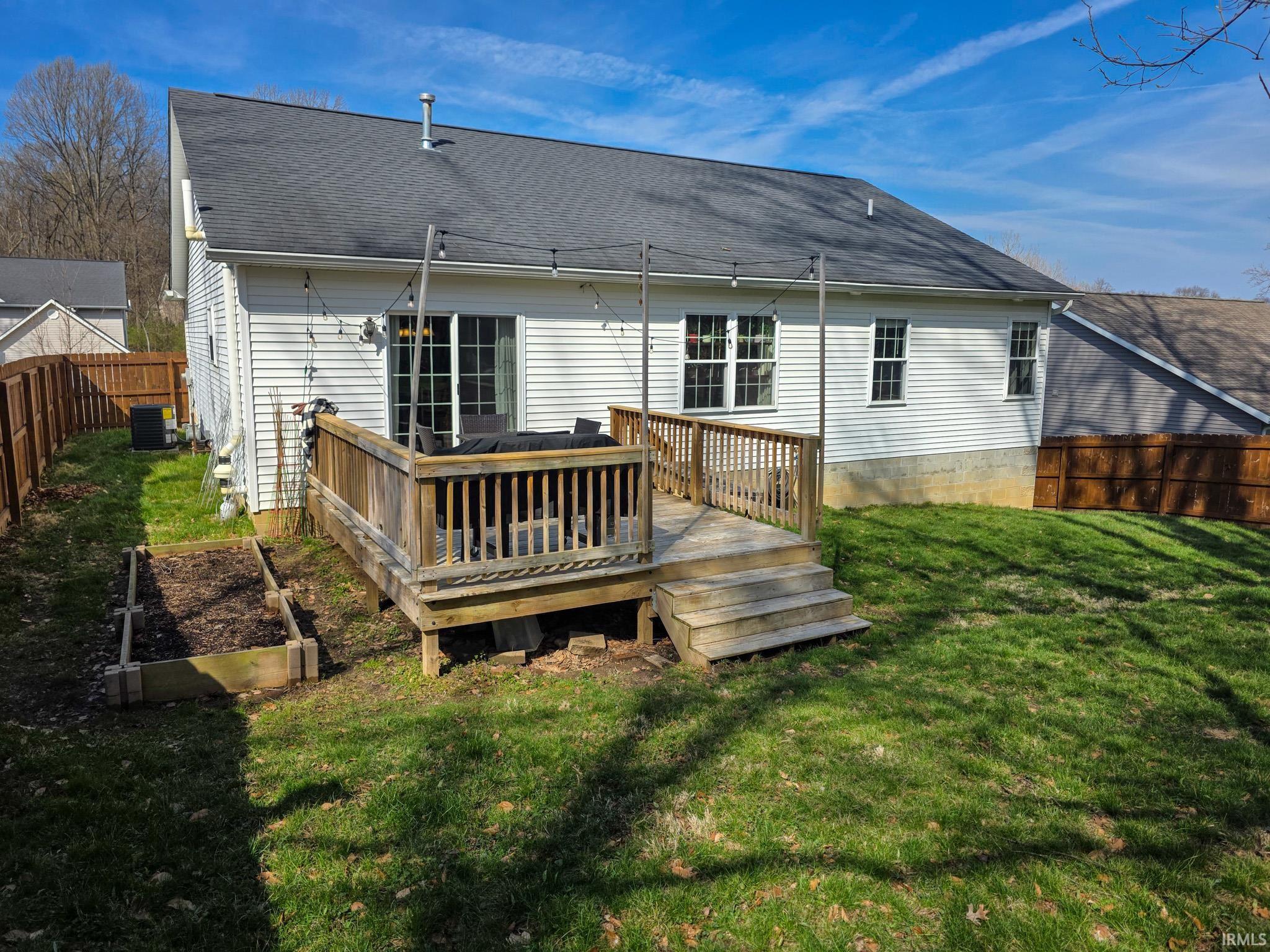 1263 West Countryside Lane Bloomington, IN 47403 - Photo 3 of 27