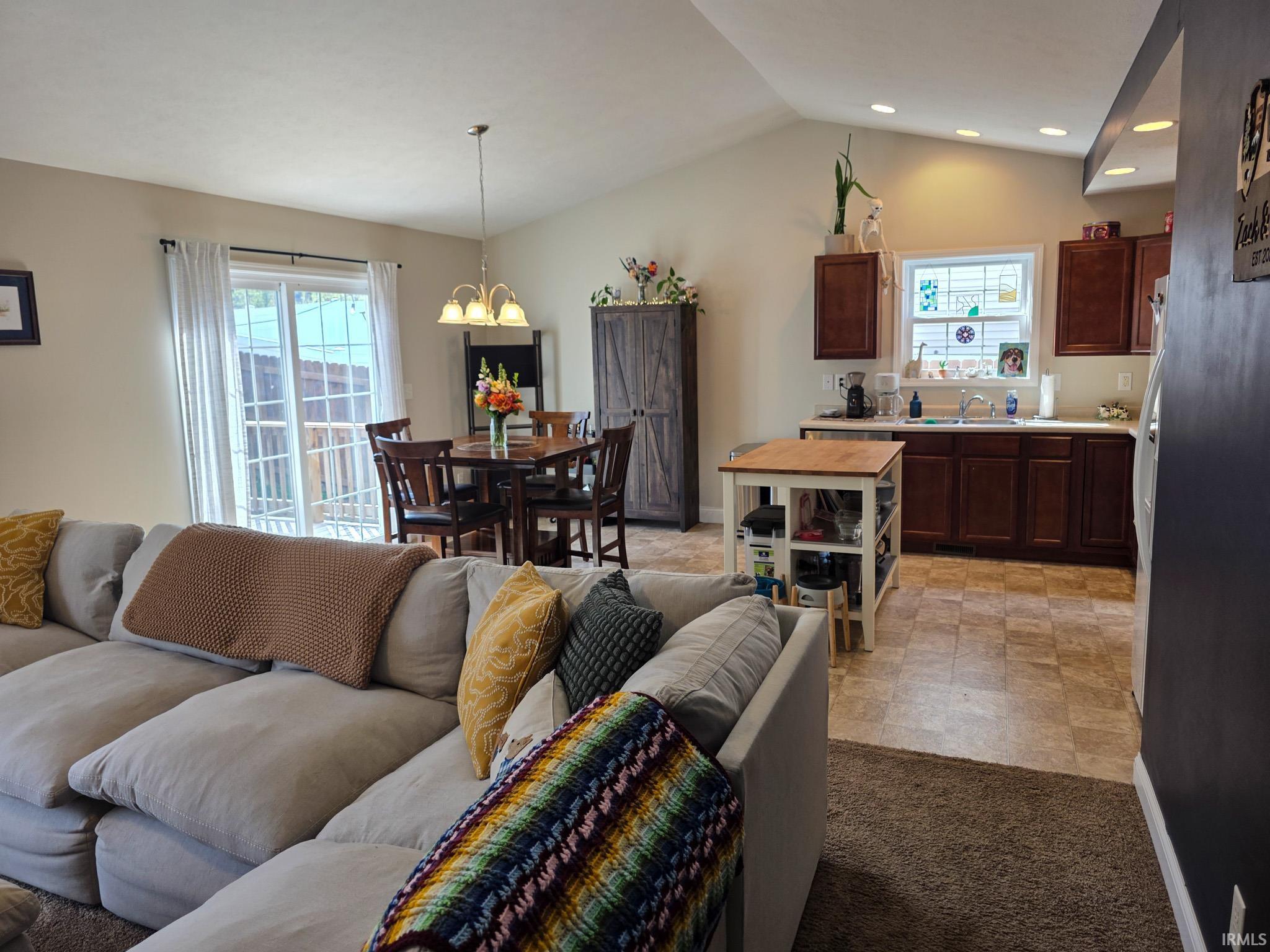 1263 West Countryside Lane Bloomington, IN 47403 - Photo 7 of 27