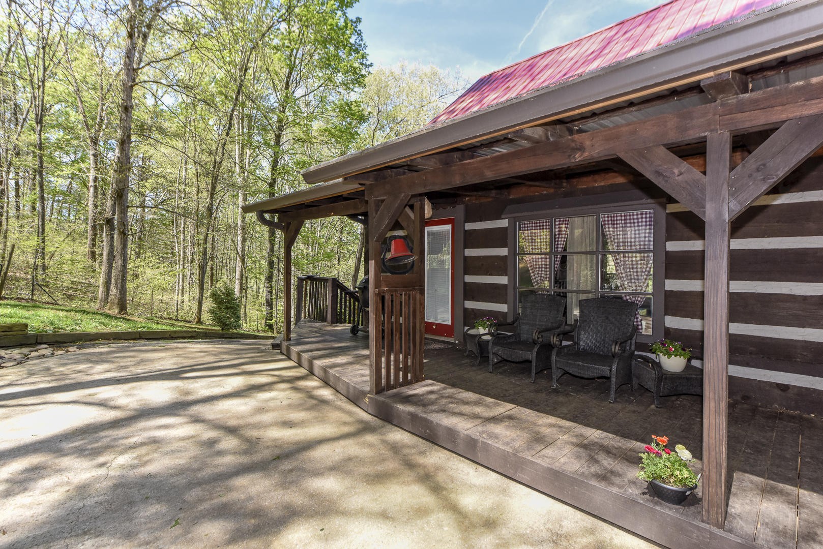 1008 Thompson Bridge Road Maryville, TN 37801 - Photo 4 of 40 Gallery Image 4