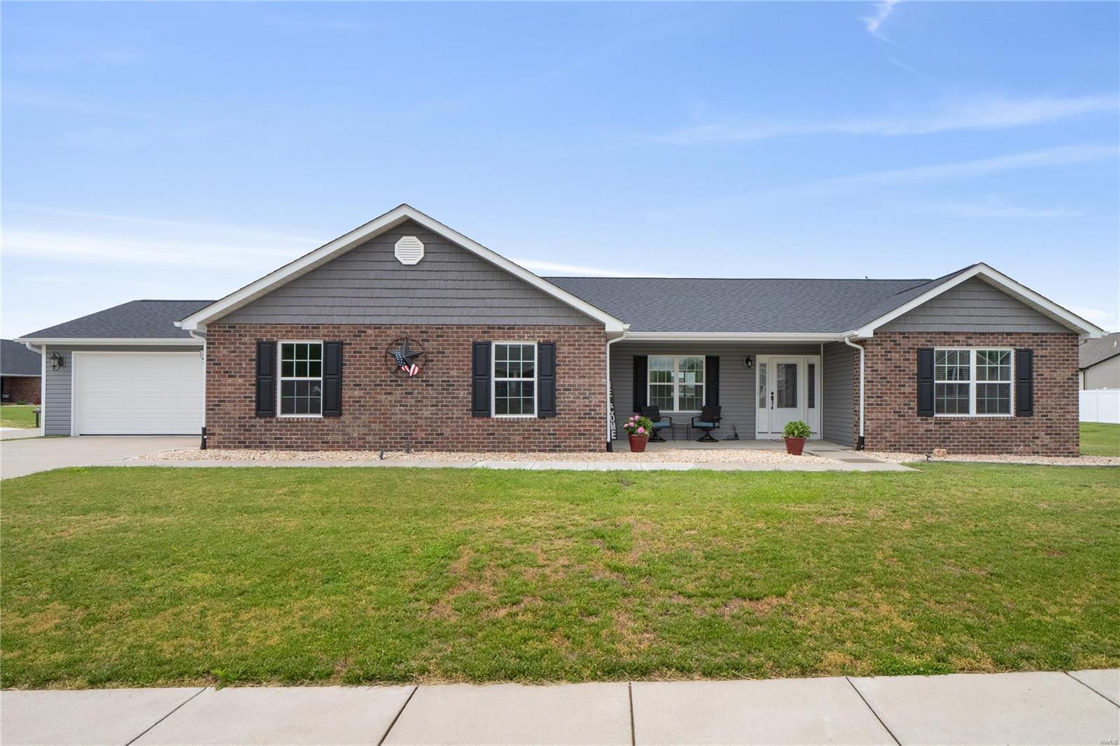 1203 Remington Road Waterloo, IL 62298 - Photo 1 of 31 Gallery Image 1