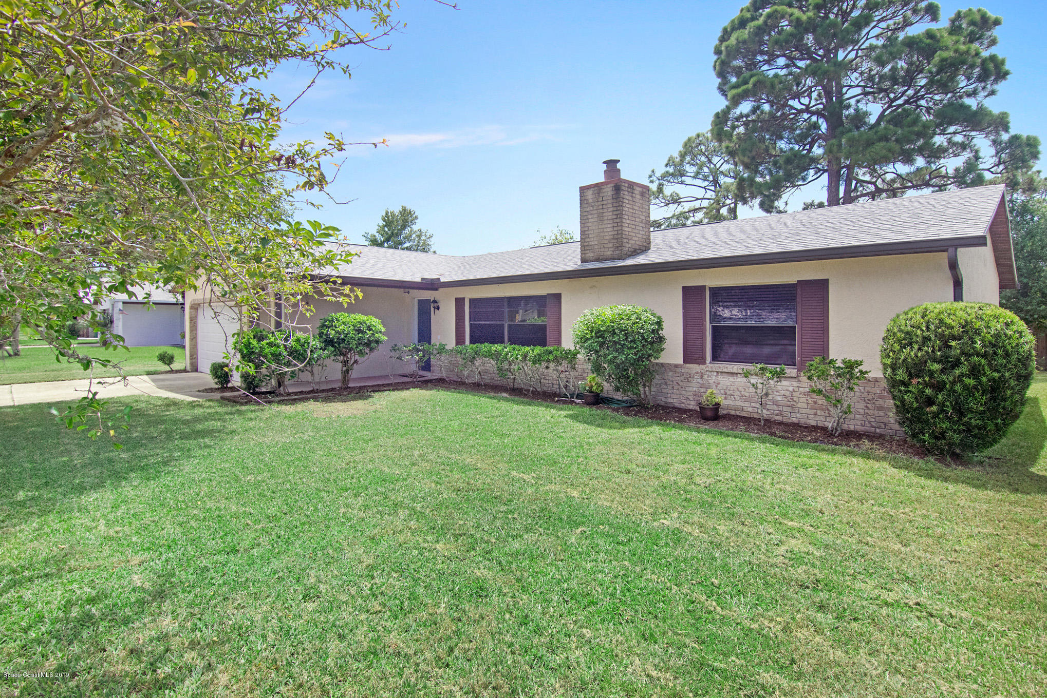 2321 Scotland Road Cocoa, FL 32926 - Photo 3 of 28 DSC_0074