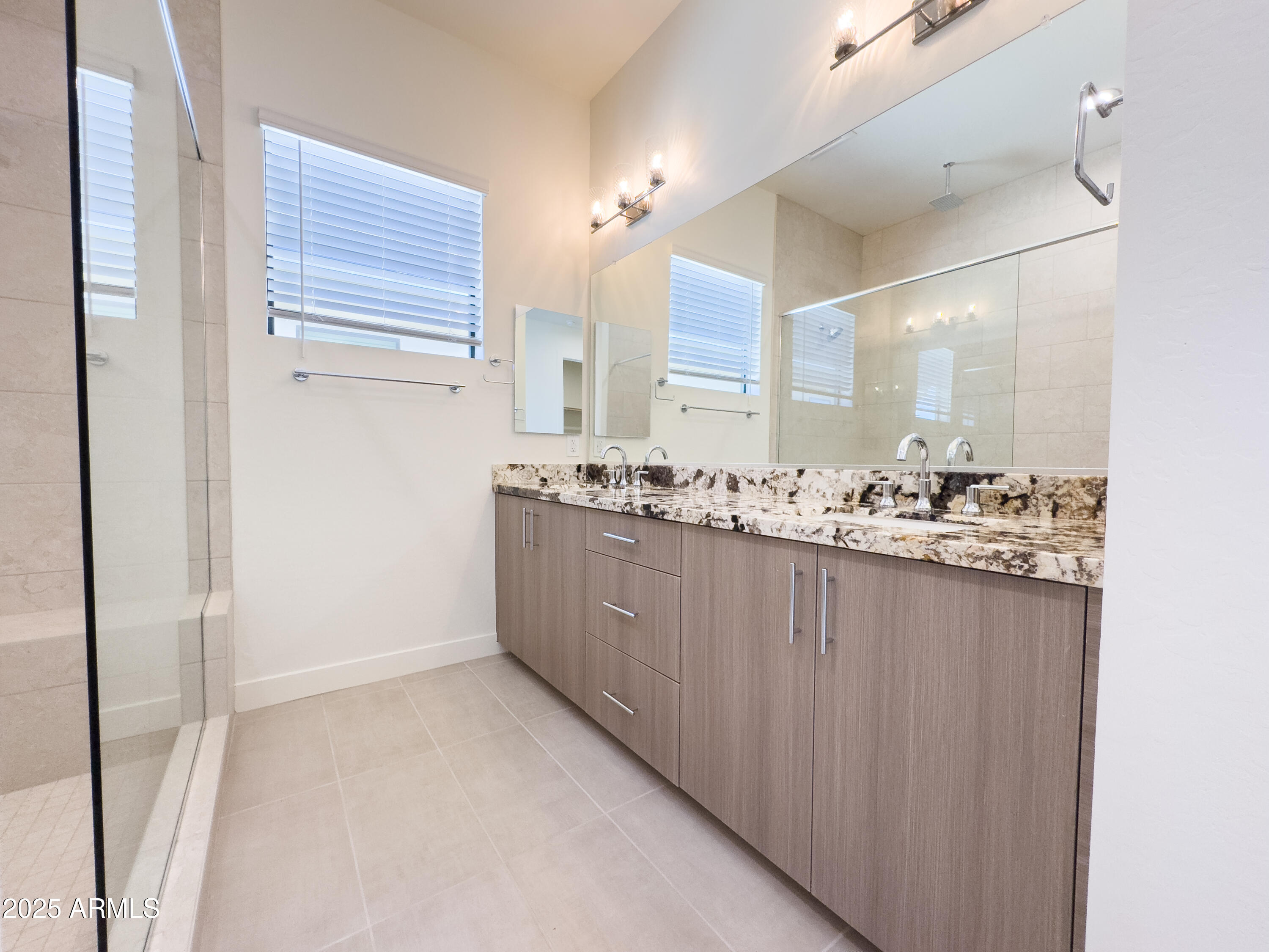 1 Easy Street, Unit 3 Carefree, AZ 85377 - Photo 24 of 51 Primary Bath