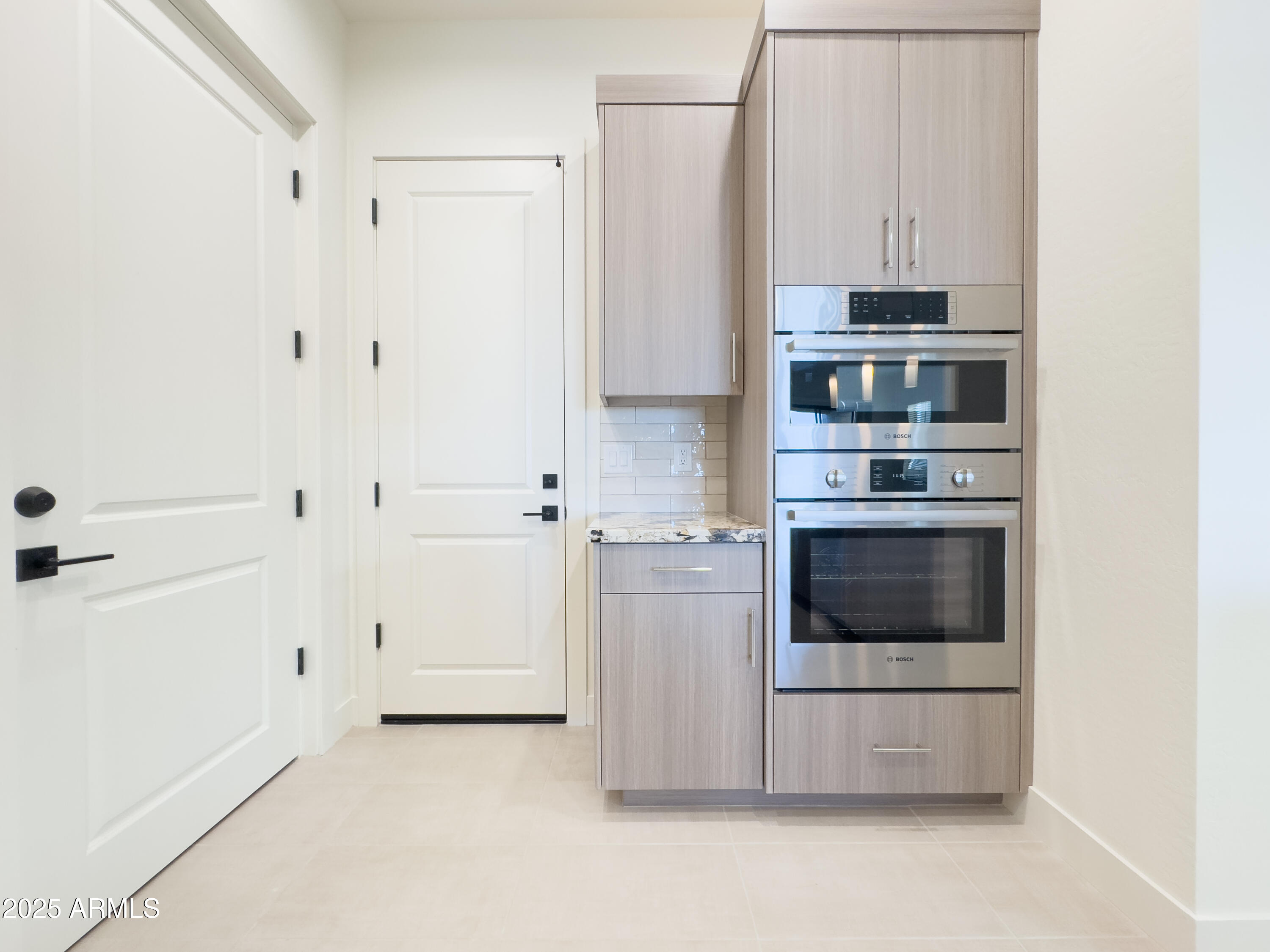 1 Easy Street, Unit 3 Carefree, AZ 85377 - Photo 7 of 51 Kitchen
