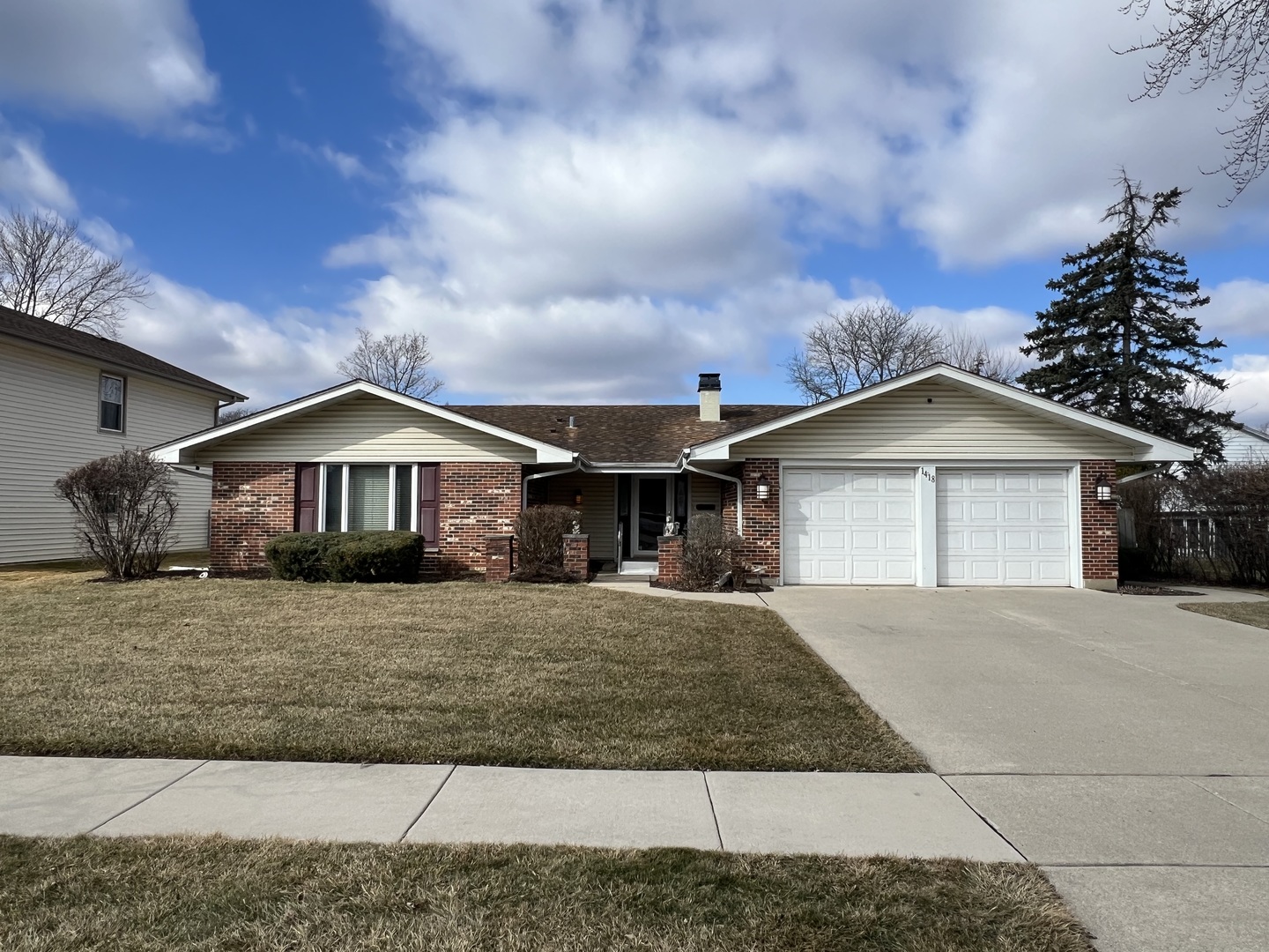 1418 Bladon Road Schaumburg, IL 60169 - Photo 1 of 32