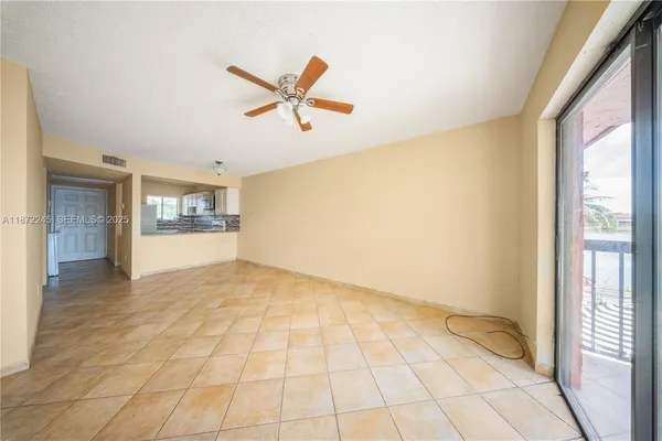 $284,000 | 5689 West 28th Avenue, Unit 5689, Hialeah, FL 33016