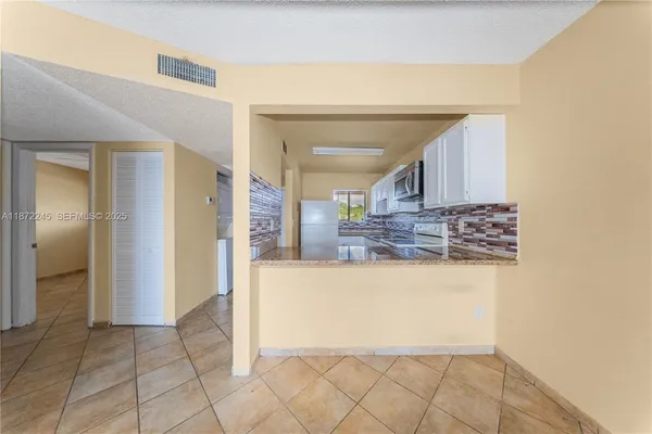 $284,000 | 5689 West 28th Avenue, Unit 5689, Hialeah, FL 33016