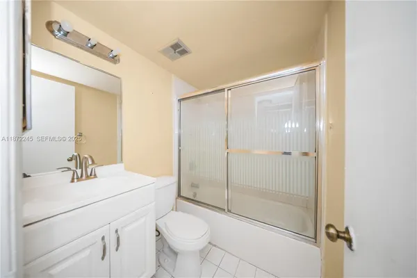 $284,000 | 5689 West 28th Avenue, Unit 5689, Hialeah, FL 33016