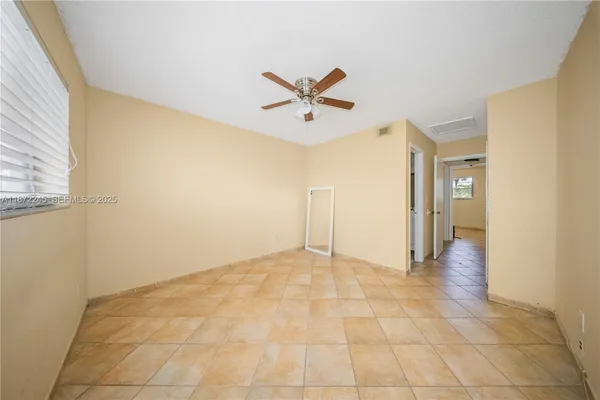 $284,000 | 5689 West 28th Avenue, Unit 5689, Hialeah, FL 33016