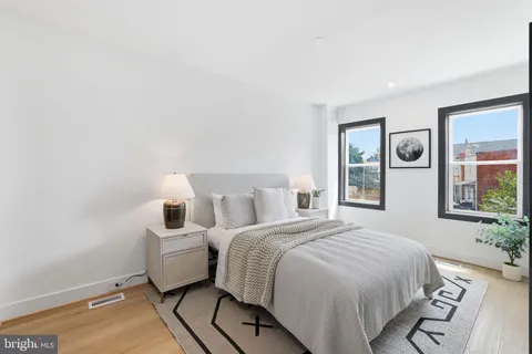 $975,000 | 1024 Spring Road Northwest, Washington, DC 20010