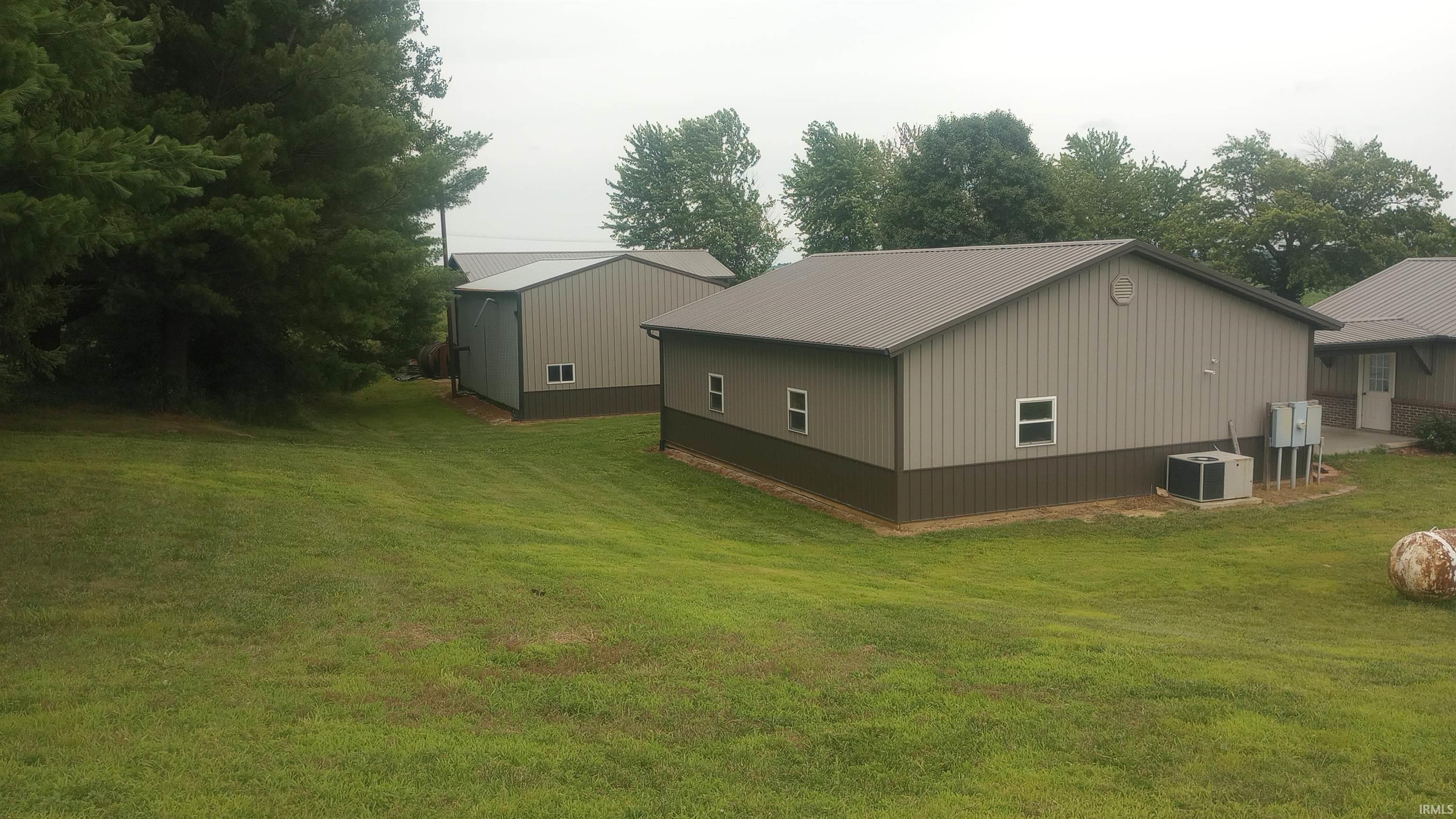 2219 Loudermilk Road Vincennes, IN 47591 - Photo 16 of 46