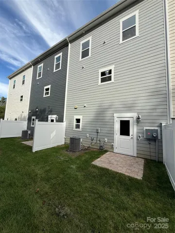 $349,900 | 184 Cherry Spgs Lane, Unit 1B, Asheville, NC 28804