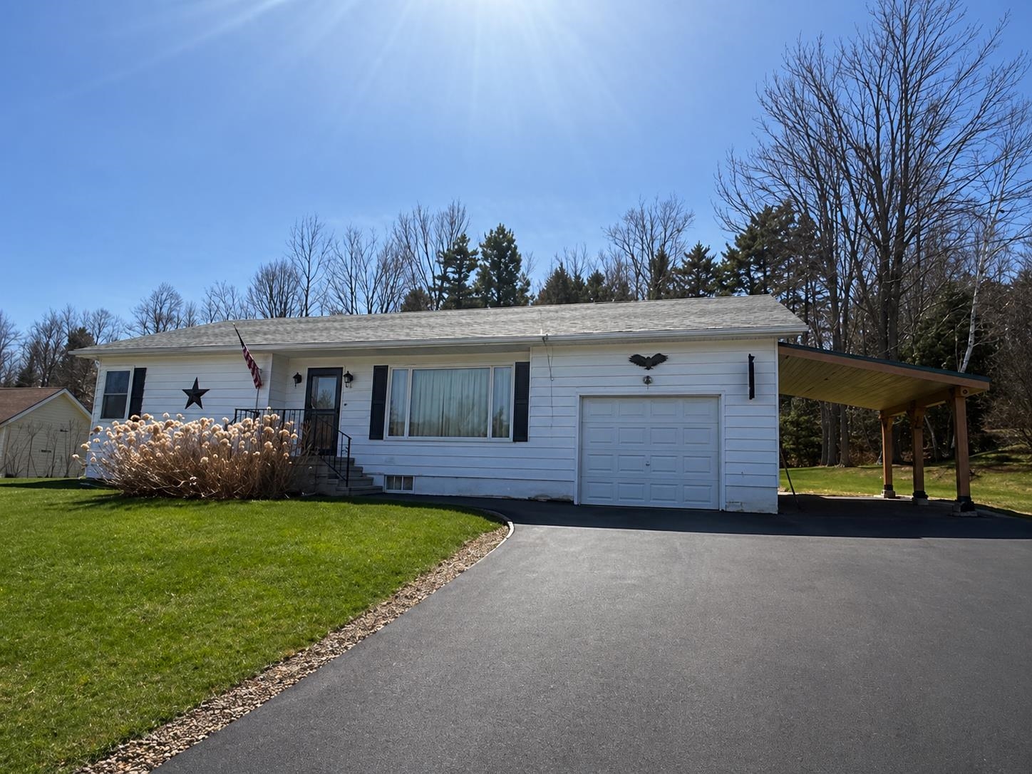 25 Bret Street Berlin, NH 03570 - Photo 1 of 22