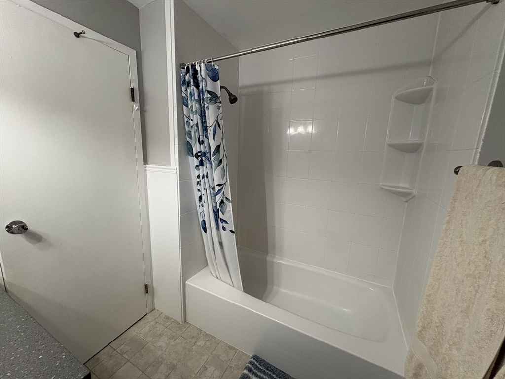 1 Summit Drive, Unit 24 Reading, MA 01867 - Photo 12 of 15